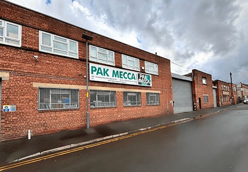 Das Gebäude von Pak Mecca Meats mit dem Firmenschild